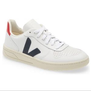 VEJA V-10 Sneaker Mens Extra White Size 11 US
